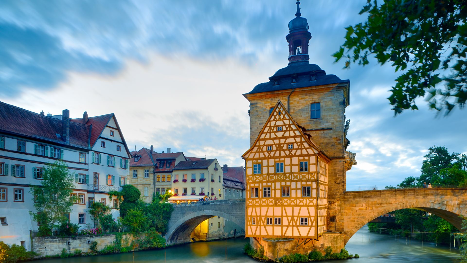 Bamberg: UNESCO World Heritage, The old Town Hall with bridge_Leitmotif German Summe Cities