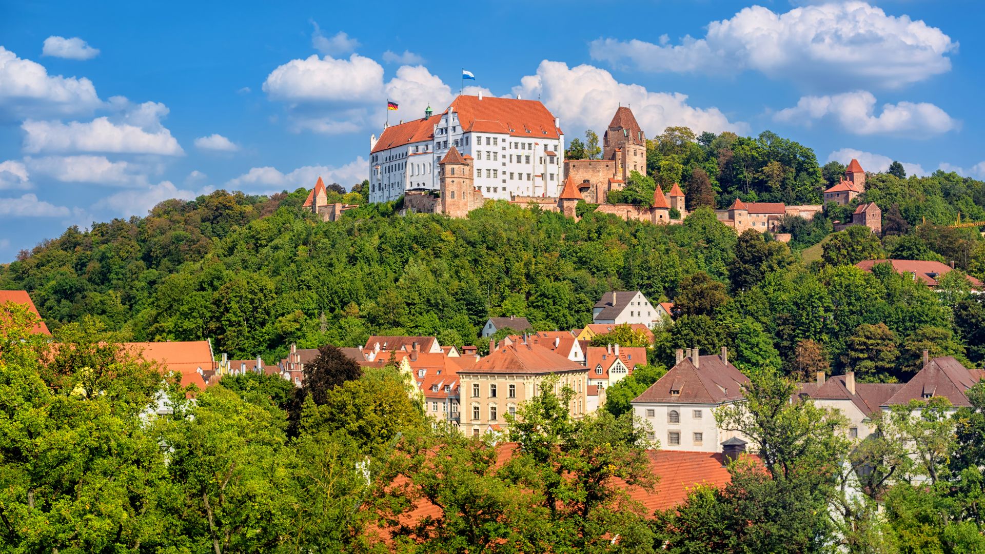 Landshut: Trausnitz Castle above the Old Town