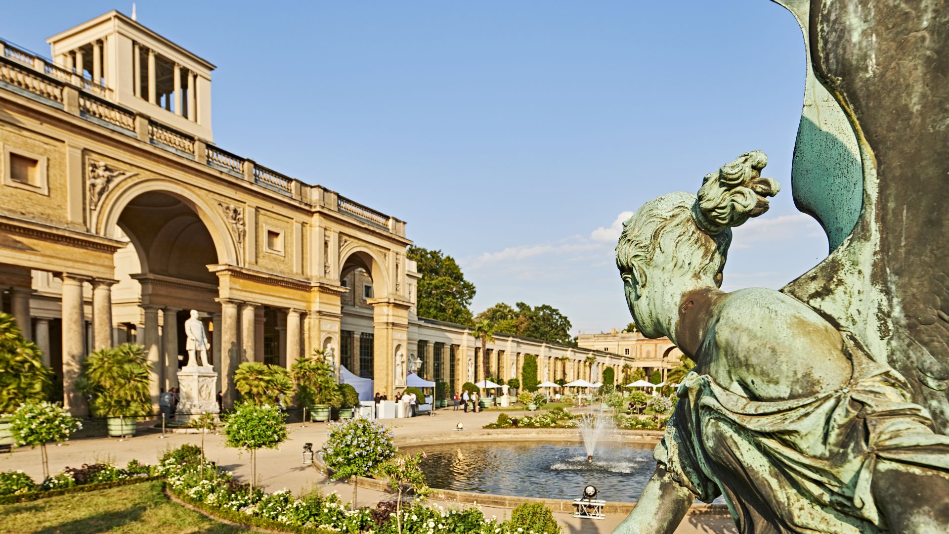 Potsdam: Orangerieschloss im Park Sanssouci